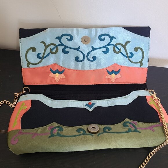 Perfume River Embroidered Purse Handbag Crossbody Removable Strap - Picture 6 of 11